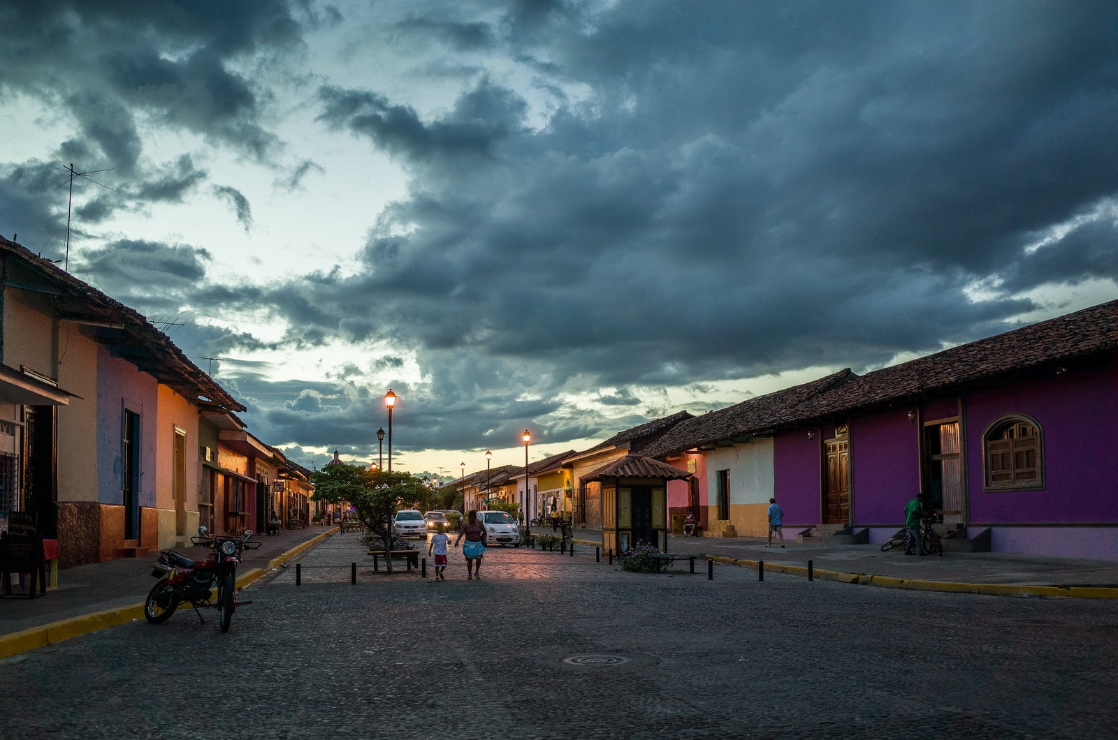 Calle La Calzada, Granada, Granada, Nicaragua
